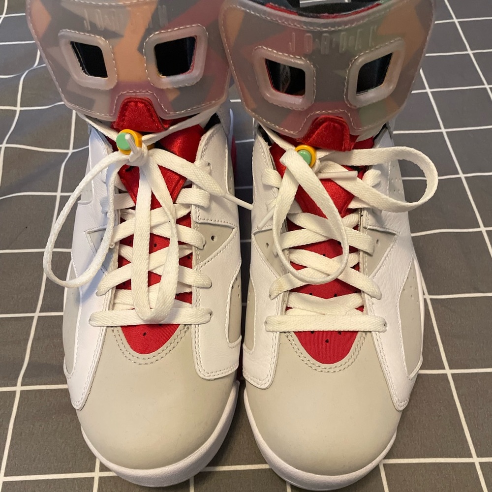 DS retro Jordan 6 hare